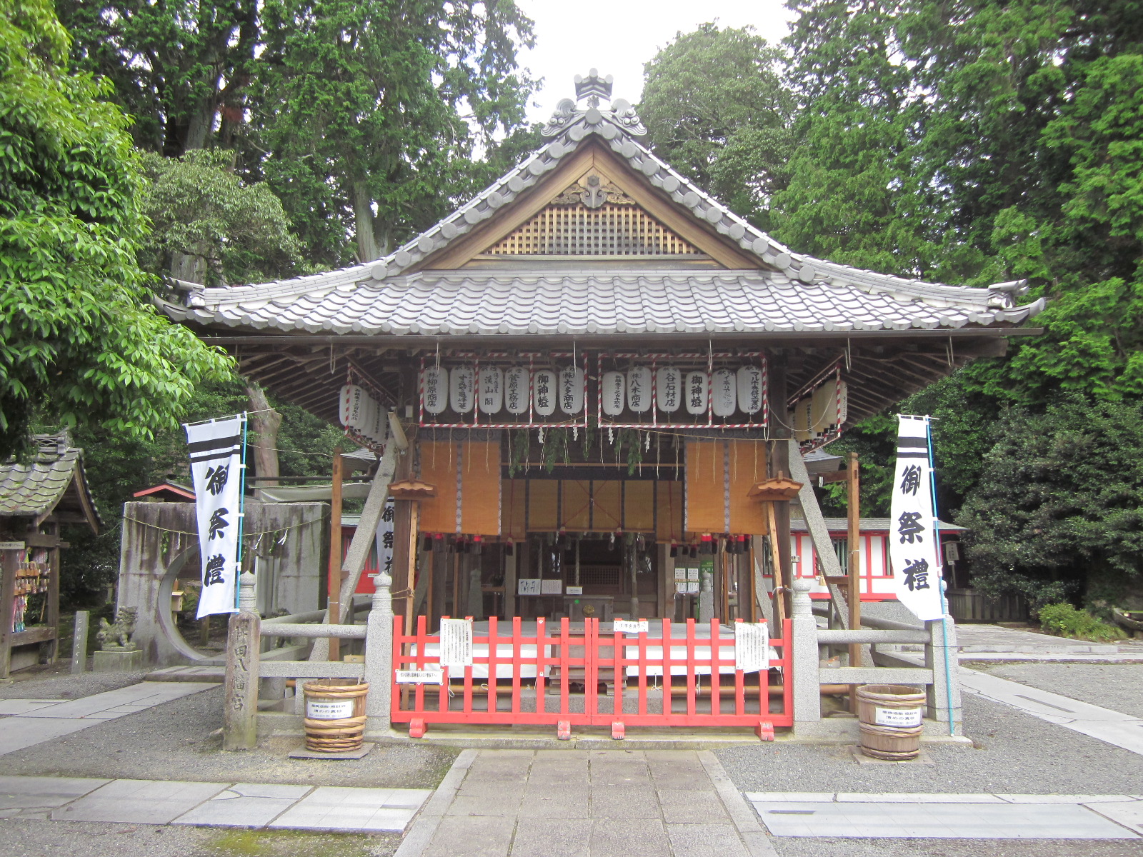 石切劔箭（つるぎや）神社